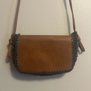 Universal Thready Woven Black/Brown Leather Crossbody Bag
